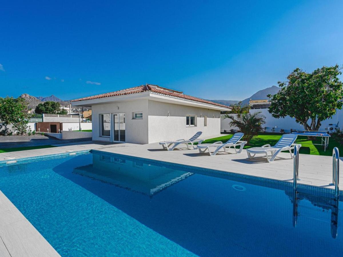 303 VILLA CASA JARDIN con piscina y gran jardín Costa Adeje (Tenerife) Exterior foto