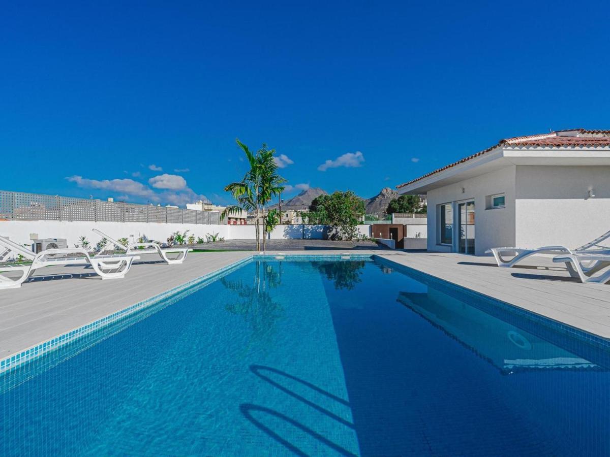 303 VILLA CASA JARDIN con piscina y gran jardín Costa Adeje (Tenerife) Exterior foto