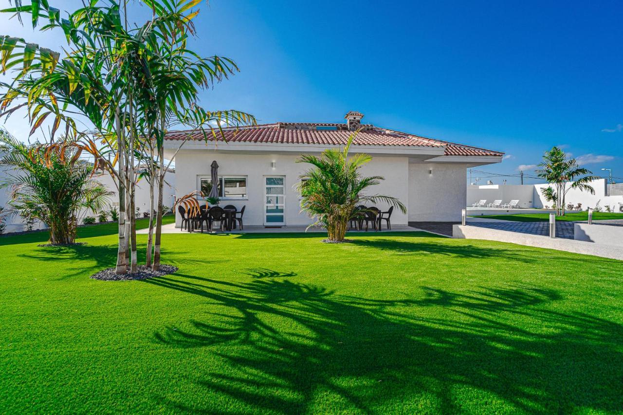 303 VILLA CASA JARDIN con piscina y gran jardín Costa Adeje (Tenerife) Exterior foto