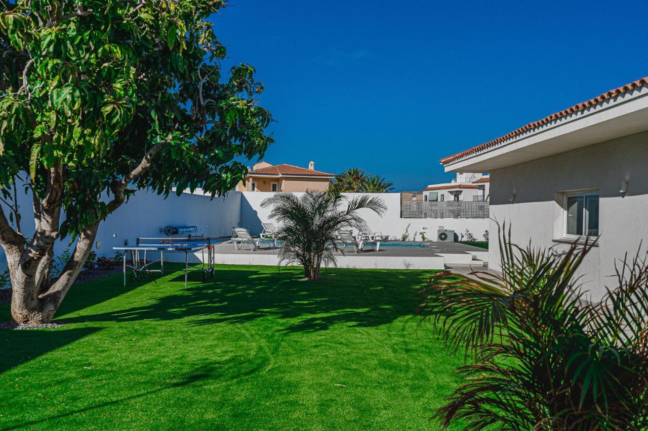 303 VILLA CASA JARDIN con piscina y gran jardín Costa Adeje (Tenerife) Exterior foto